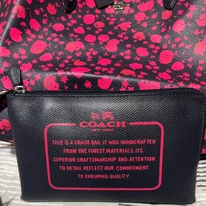 reversible coach tote bag with large zipped pouch